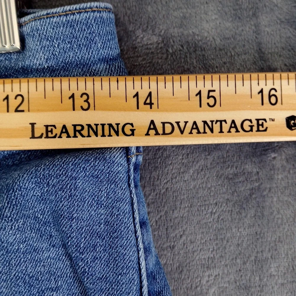 Levi's‎ SilverTab Jeans Womens 27x26 Light Wash Blue Mom Fit High Rise Tapered